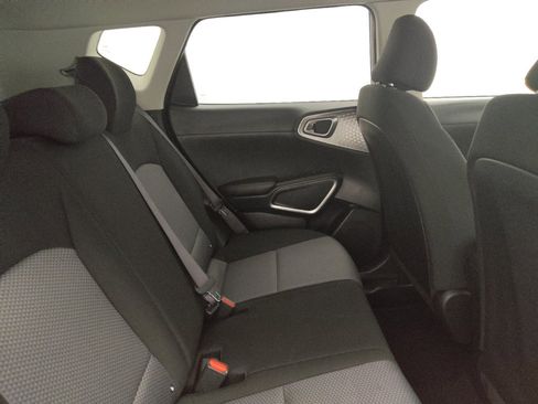 Used 2023 Kia Soul LX FWD image 19