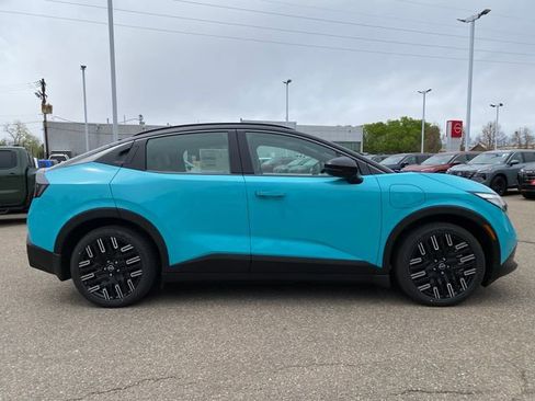 New 2026 Nissan Leaf Platinum+ image 7