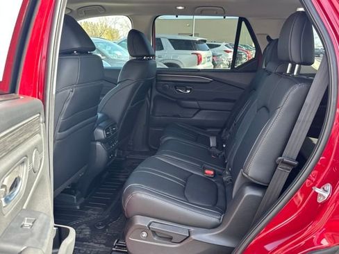 New 2026 Honda Pilot Touring image 14