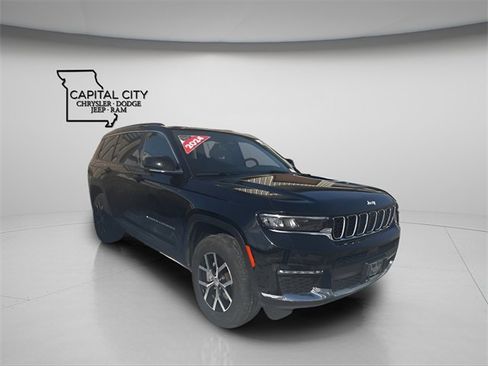 Used 2024 Jeep Grand Cherokee L Limited w/ Luxury Tech Group II image 5