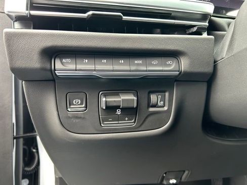 New 2026 Cadillac Escalade Luxury w/ Touring Package image 35