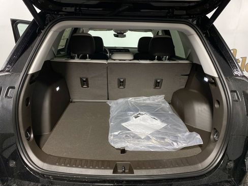 Used 2026 GMC Terrain Denali image 24