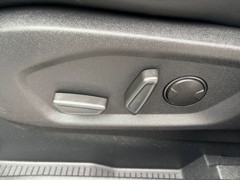 Used 2024 Ford Edge SEL w/ Convenience Package AWD/4WD image 13