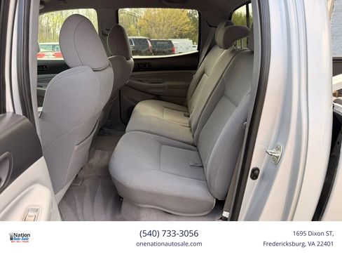 Used 2011 Toyota Tacoma PreRunner w/ TRD Sport Pkg image 18