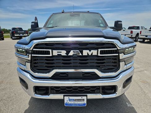 New 2026 RAM 2500 Tradesman AWD/4WD image 12