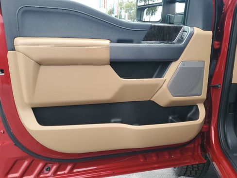 Used 2024 Ford F350 Lariat w/ Lariat Ultimate Package image 19