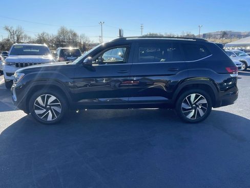 Certified 2024 Volkswagen Atlas SE image 6