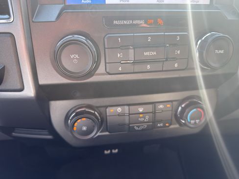 Used 2019 Ford F150 XLT RWD image 13