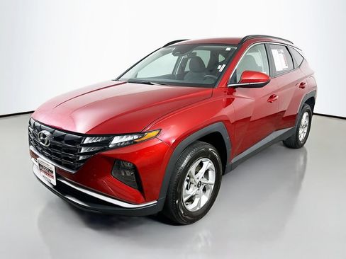Used 2024 Hyundai Tucson SEL AWD/4WD image 3