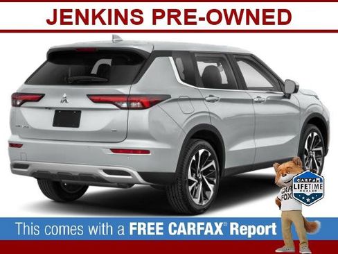 Used 2023 Mitsubishi Outlander SE image 5