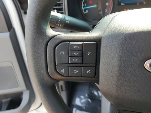 New 2025 Ford F350 4x4 Regular Cab Super Duty image 16