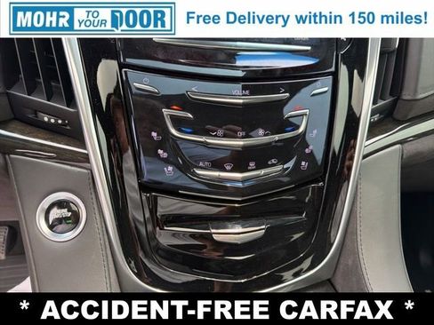 Used 2019 Cadillac Escalade Platinum AWD/4WD image 19