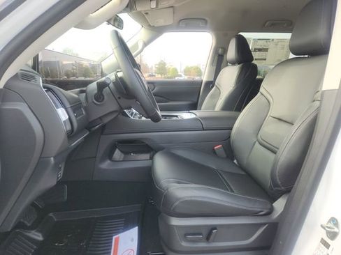 New 2026 Nissan Armada SV AWD/4WD image 5