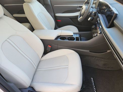New 2026 Hyundai Sonata SEL FWD image 10