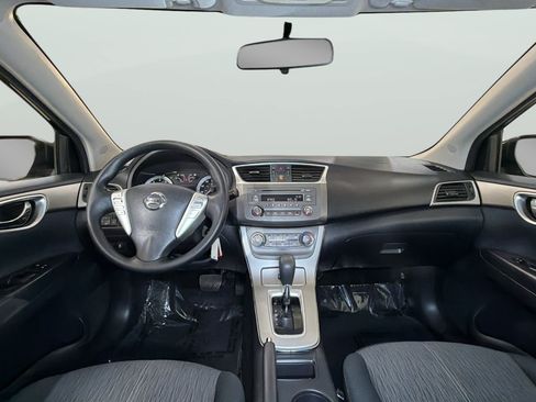 Used 2014 Nissan Sentra SV FWD image 31