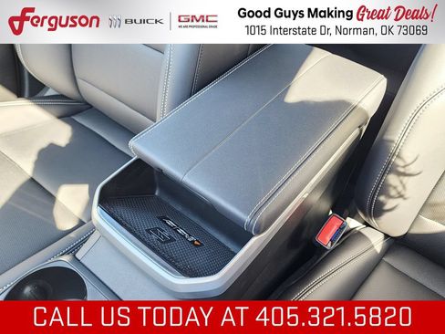 New 2027 GMC Terrain Elevation w/ Elevation Premium Package FWD image 32