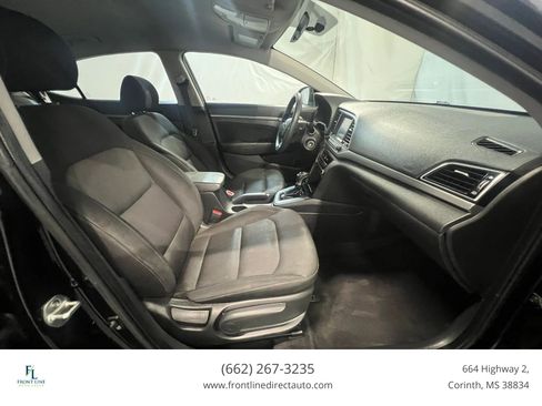 Used 2018 Hyundai Elantra SEL FWD image 18
