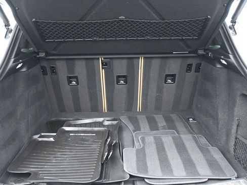 Used 2019 Porsche Macan S image 23