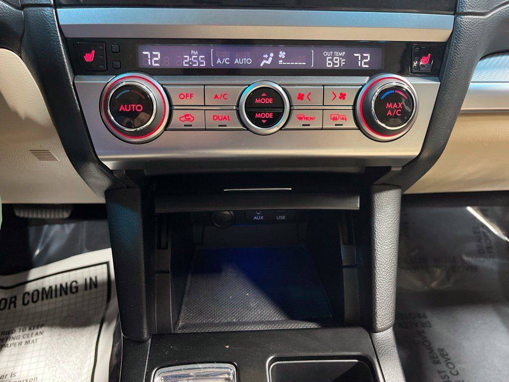Used 2017 Subaru Legacy 2.5i Premium AWD/4WD image 26