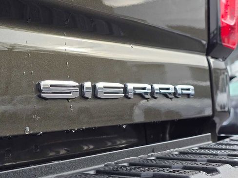 Used 2022 GMC Sierra 3500 Denali w/ Denali Ultimate Package image 16