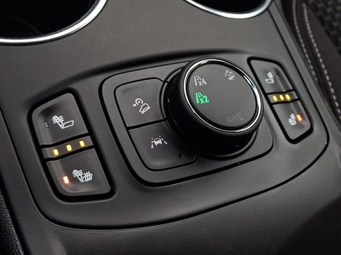Used 2023 GMC Terrain SLE w/ Driver Convenience Package AWD/4WD image 25