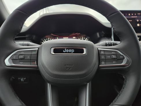 New 2026 Jeep Compass Limited image 23