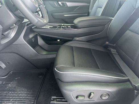 New 2026 Buick Enclave Sport Touring w/ Power Package image 15