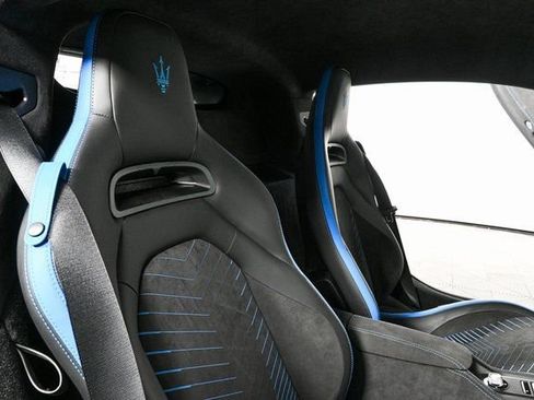 Used 2023 Maserati MC20 Coupe image 4