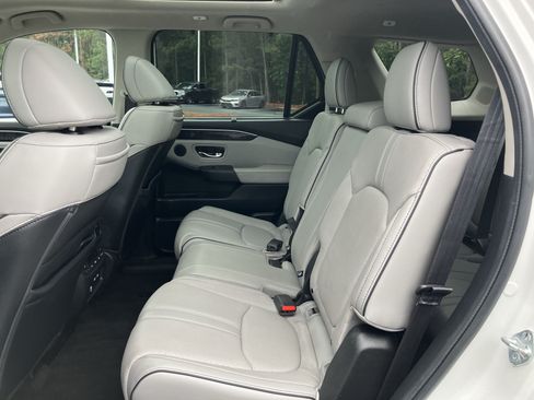 Certified 2023 Honda Pilot Elite image 36