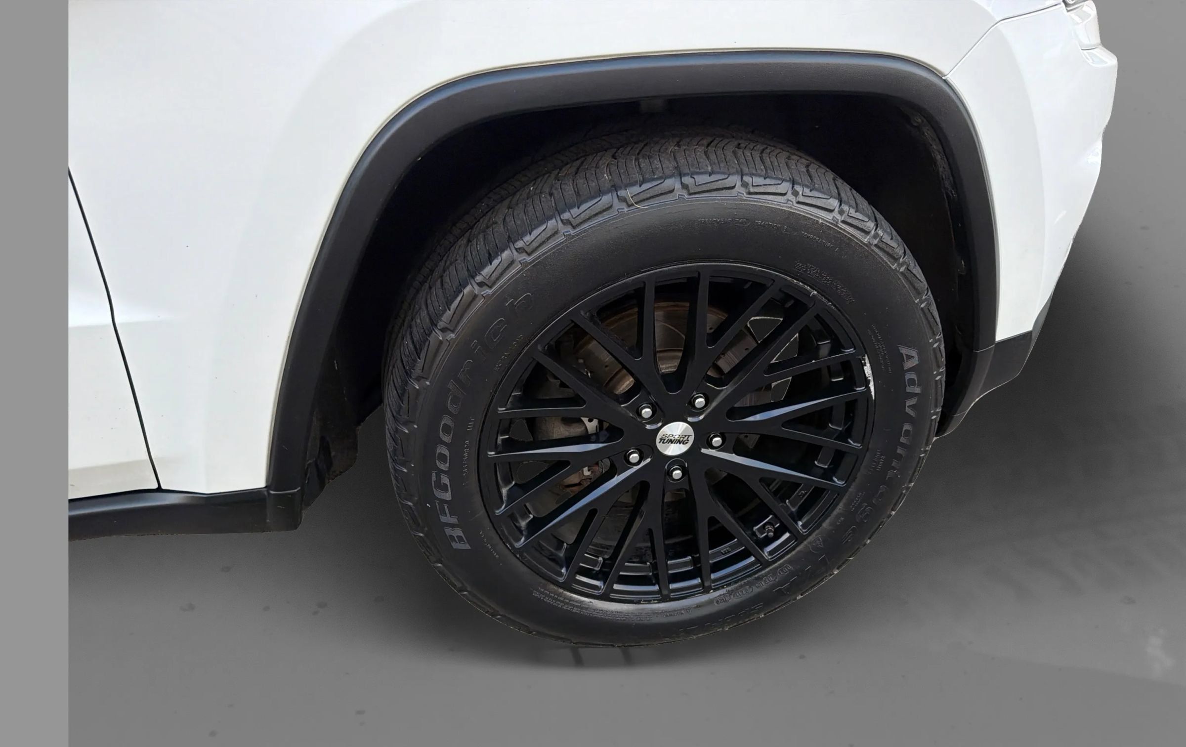 Used 2015 Jeep Grand Cherokee Limited AWD/4WD image 25