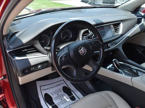 Used 2020 Buick Enclave Essence AWD/4WD image 30