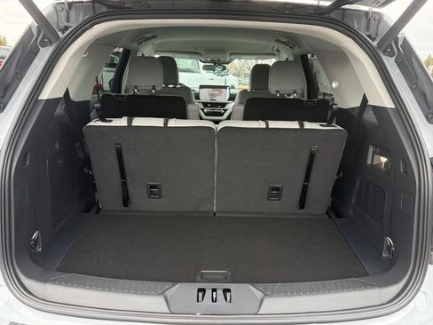 New 2026 Ford Explorer Active w/ Active Comfort Package image 5