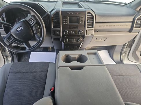 Used 2017 Ford F250 XL w/ Power Equipment Group image 13