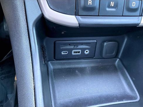 Used 2023 GMC Terrain Denali w/ Denali Premium Package image 31