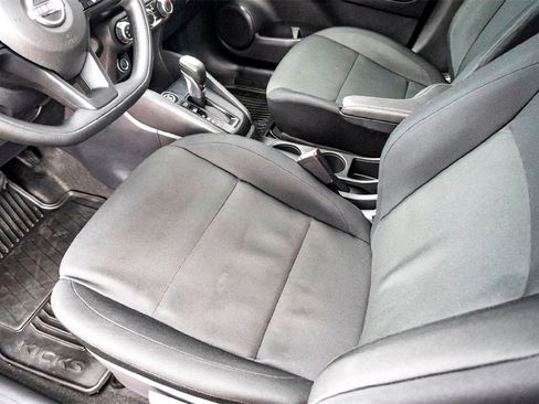 Used 2025 Nissan Kicks Play S image 14