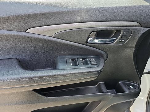 Used 2023 Honda Ridgeline RTL image 12