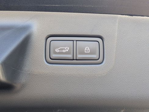 New 2026 Hyundai Santa Fe SE FWD image 10