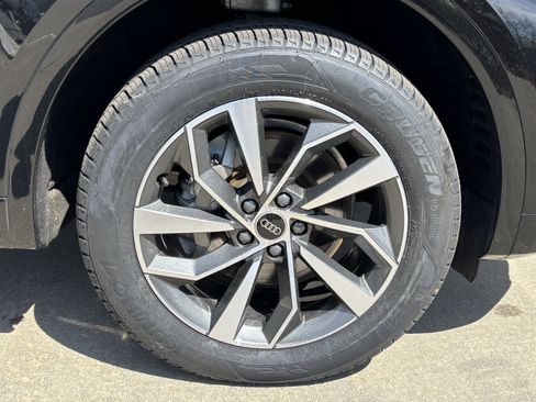 Used 2023 Audi Q5 2.0T Premium Plus w/ Premium Plus Package image 12