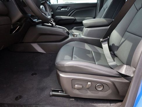 New 2026 GMC Canyon Elevation w/ Convenience Package image 11