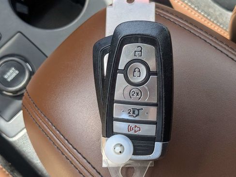 Used 2022 Ford Bronco Sport Outer Banks w/ Tech Package AWD/4WD image 35