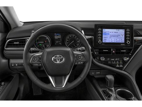 Used 2022 Toyota Camry SE FWD image 4