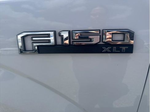 Used 2017 Ford F150 XLT RWD image 9