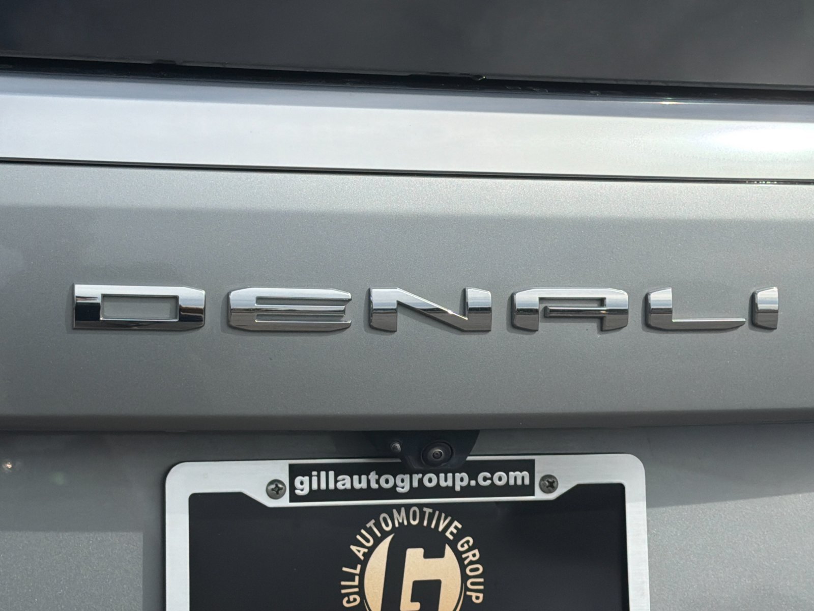 Used 2025 GMC Yukon XL Denali AWD/4WD image 43