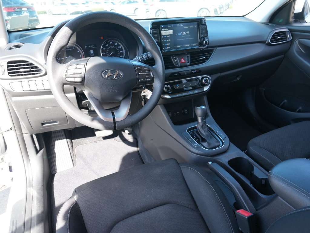 Used 2018 Hyundai Elantra GT FWD image 24