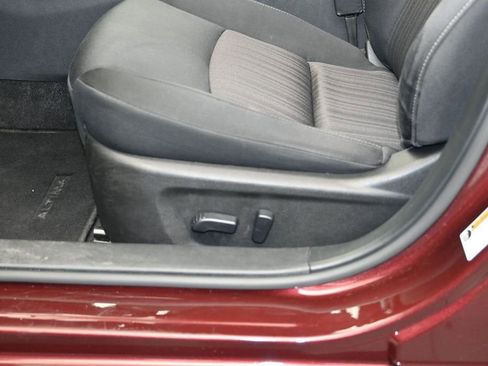 Certified 2024 Nissan Altima 2.5 SV FWD image 20