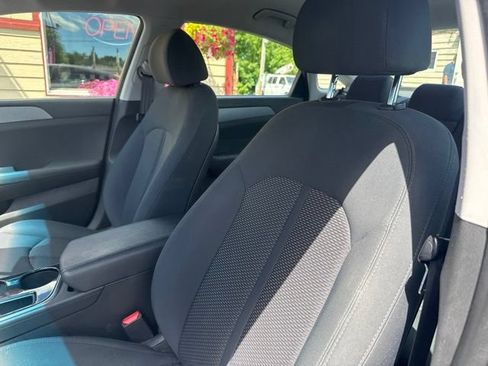 Used 2019 Hyundai Sonata SE FWD image 10