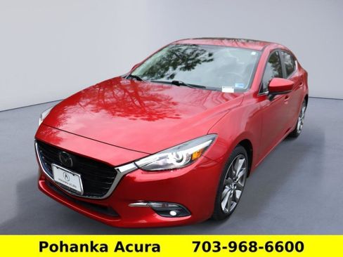 Used 2018 MAZDA MAZDA3 Grand Touring w/ Premium Equipment Package image 3
