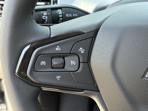 New 2027 Chevrolet Bolt LT w/ Comfort Package FWD image 24