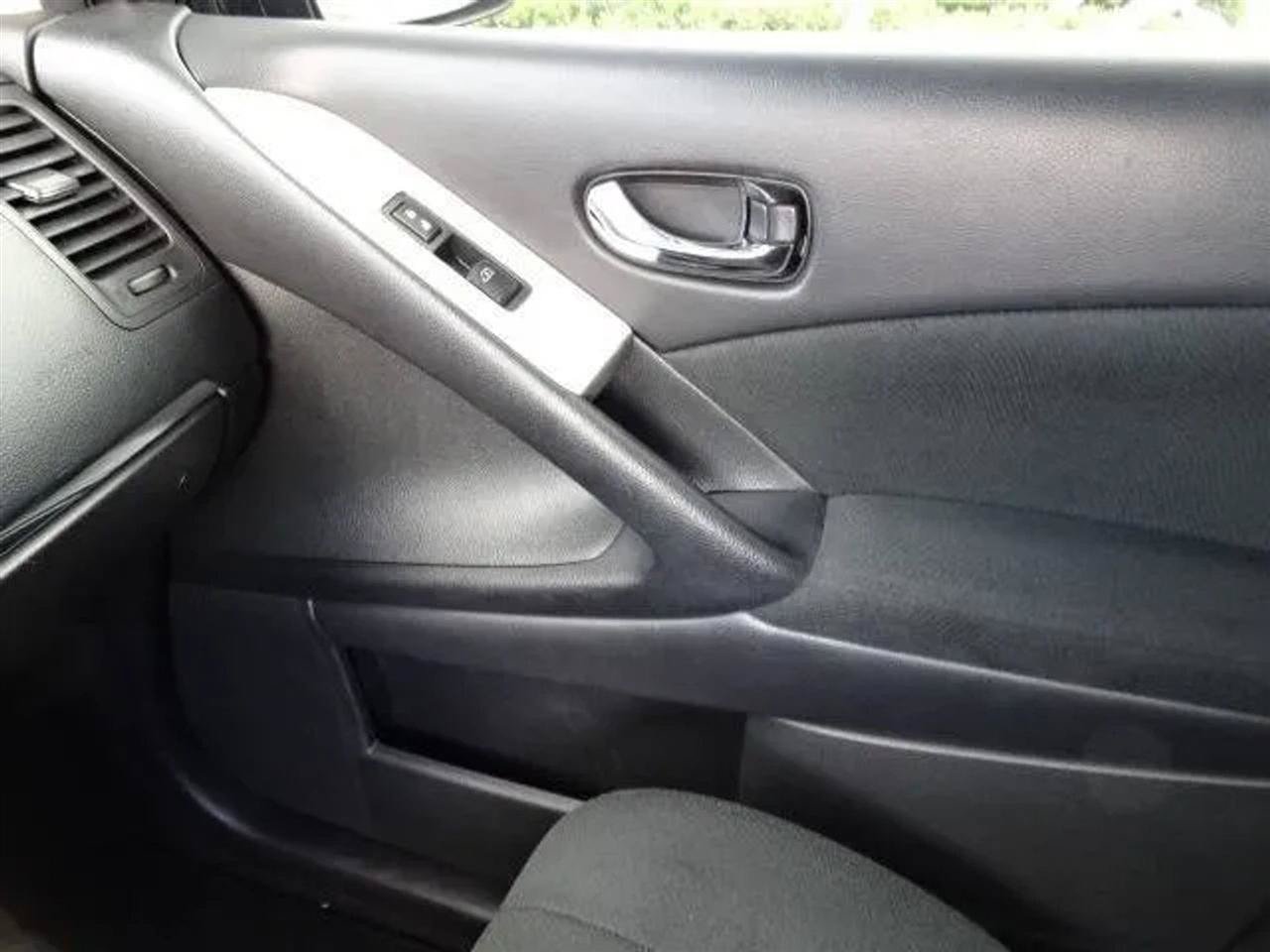 Used 2014 Nissan Murano S FWD image 41