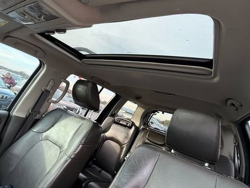 Used 2012 Nissan Pathfinder Silver image 18